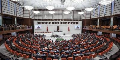 Fahiş site aidatlarına yönelik düzenlemeleri de içeren kanun teklifi yasalaştı