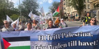 Filistin ve Lübnan'a saldırılarını sürdüren İsrail, İsveç'te protesto edildi