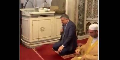Bakan Mustafa Çiftçi'den Emevi Camii'nde Kur'an-ı Kerim tilaveti