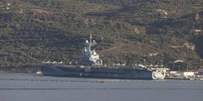 Orta Doğu'ya gönderilen Charles de Gaulle gemisi Fransa'daki limanına dönüyor