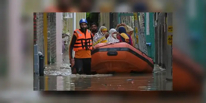 Cammu Keşmir'de şiddetli yağışların yol açtığı afet ve kazalarda ölenlerin sayısı 26'ya yükseldi