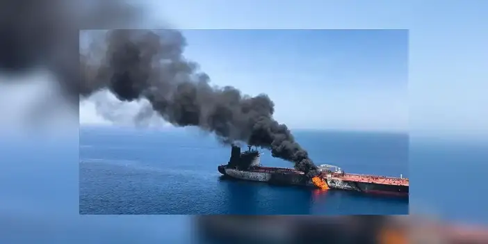 Yemen'deki Husiler, Suudi Arabistan'a ait petrol tankerini hedef aldığını duyurdu