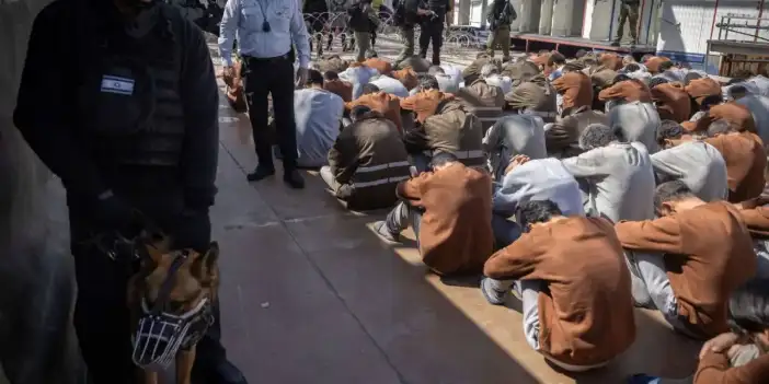 İşgal zindanlarında masum çocuklar alıkonuluyor!