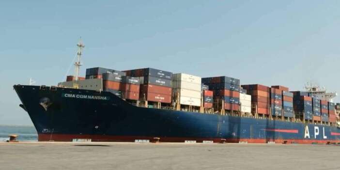 Türkiye'den Lübnan'a 15,6 tonluk tıbbi yardım