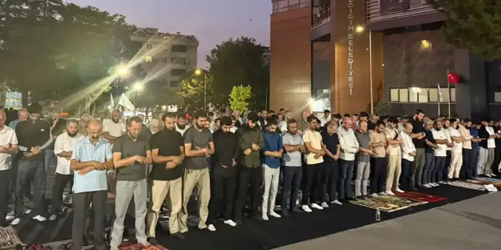 Bursa'da Gazze Programı: "Yılgınlık ve Umutsuzluk Müslümanlara Yakışmaz"