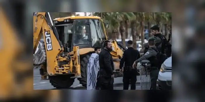 İsrail, Yom Kippur'da yolları kapatarak Filistinlilerin hareket özgürlüğünü ellerinden aldı