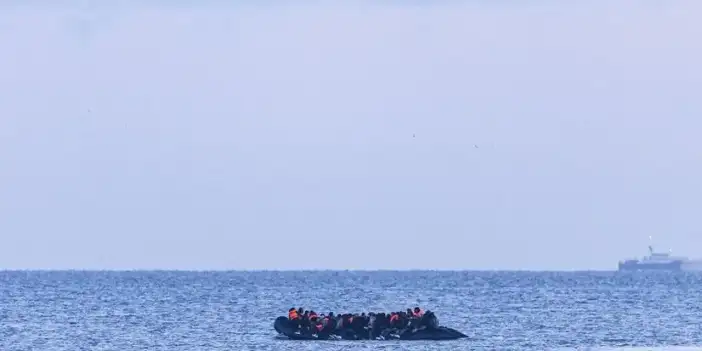 Manş Denizi'ni geçerken 3 göçmen hayatını kaybetti