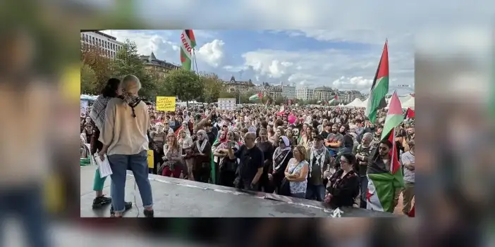 Cenevre'de binlerce kişi "Gazze'deki soykırımı durdurun" çağrısıyla yürüdü