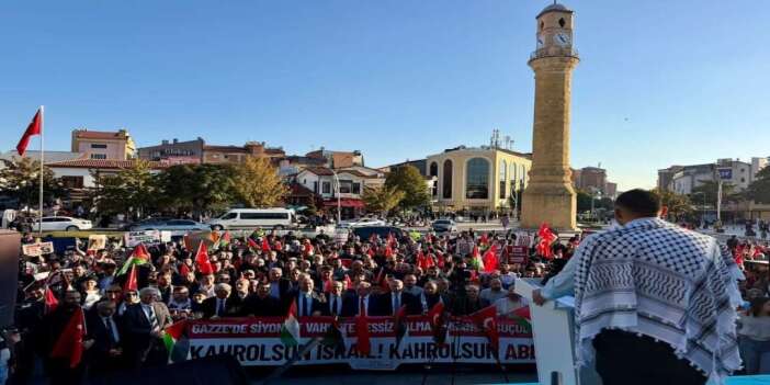 Çorum'da siyonist İsrail'in Gazze'ye yönelik saldırıları protesto edildi