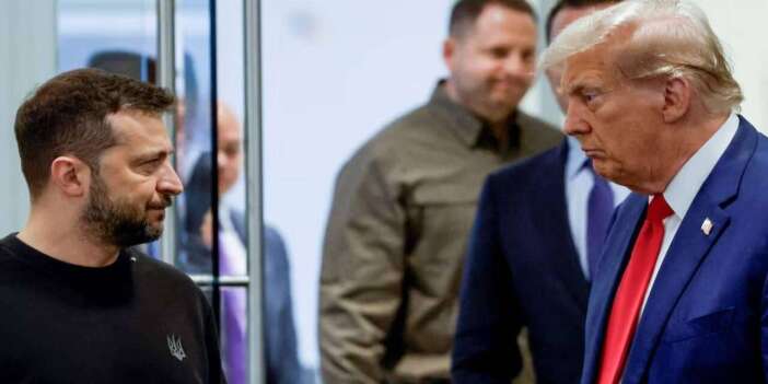 Trump, Zelenskiy'i gözden çıkardı