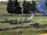 Suriye’den Türkiye Sınırındaki Köylere Operasyon