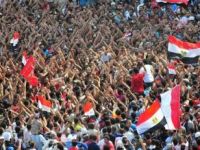 İslamcılar Anayasa İçin Meydanlara İniyor