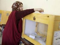 Mısır Halkı Oy Kullanmaya Başladı