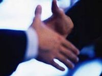 Kadın ve Erkeğin Tokalaşması Haram mı?