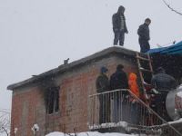 Diyarbakırda Bir Ev Alev Alev Yandı: 6 Ölü