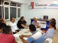 İranın Suriye Politikası Müzakere Edildi