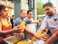 Bira Festivaline Karşı Portakal Suyu