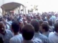 İran’da Esnaf Polisle Çatıştı