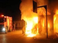 Prefabrik Dersliklere Molotof Atıldı