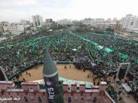 Yüz Binler Hamas’ın 25. Yılı İçin Gazze’de