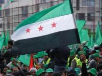  Gazze’de Özgür Suriye Bayrakları (FOTO)