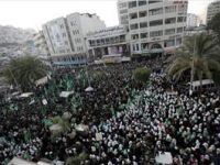 Batı Yaka’da On Binlerden Hamas Kutlaması