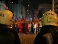 Gösterilerde Bir Polis Hayatını Kaybetti