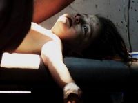 Suriyeli Çocukların Nasibine Yine Bomba Düştü (VİDEO)