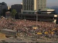 Yüzbinler Bu mu Biz mi Saymasını Bilmiyoruz