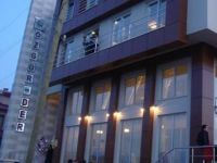 Özgür-Der Van Şubesine Silahlı ve Molotoflu Saldırı