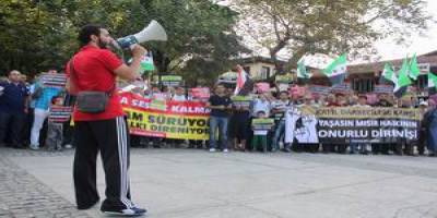 Bursa'da Mısır Katliamı Protesto Edildi