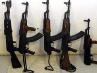 Ege'de Kalaşnikof Yüklü Gemi Yakalandı