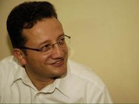 Zaman Yazarına Büyük Tepki