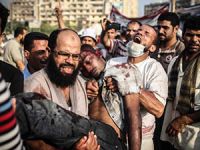 Mısır'da Halk Bu Pazar Nahda ve Rabia Meydanlarında