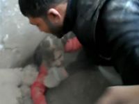 Halep'te Katliam; Yine Siviller Bombalandı (VİDEO)