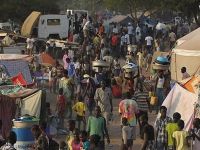 Güney Sudan’da 180 Bin Kişi Evinden Oldu