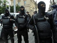 Tunus'ta Silahlı Kişilerin Bulunduğu Eve Baskın: 8 Ölü