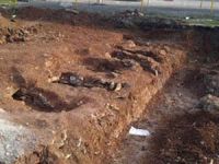 Kışlada 6 Mezar Bulundu