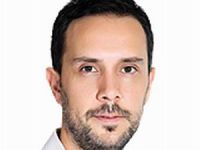 "Tekerrür Eden Tarih Değil Aptallığınız"