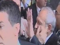 CHP Lideri Kılıçdaroğlu'na Yumruklu Saldırı (VİDEO)