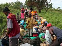 Kendi Evlerinden Kaçmak İçin Yardım İstiyorlar