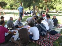 Akhisar Özgür-Der Piknikte Buluştu