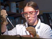 Üç Çocuk Doğurana Altı Yıl Erken Emeklilik