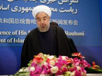 Ruhani, Ahmedinejad'ı Suçladı: ABD'nin Erişebileceği Yere Parayı Kimler Götürdü?