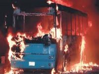 Otobüs Yakanlar Yakalandı