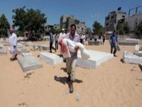 Gazze'de Çocuklar Öldürülüyor (FOTO)