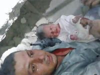 Suriye’de Bebeğin Kurtarılma Sevinci (VİDEO)