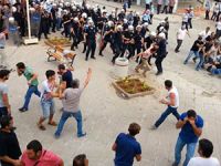 Sosyal-Faşistler Hopa'da İHH'nın TIR'ına Saldırdı (FOTO)