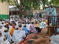 Bangui’deki Katolik Kilisesini Müslümanlar Koruyor