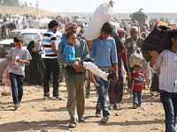 Suriyelilerin Türkiye'ye Geçişi Sürüyor